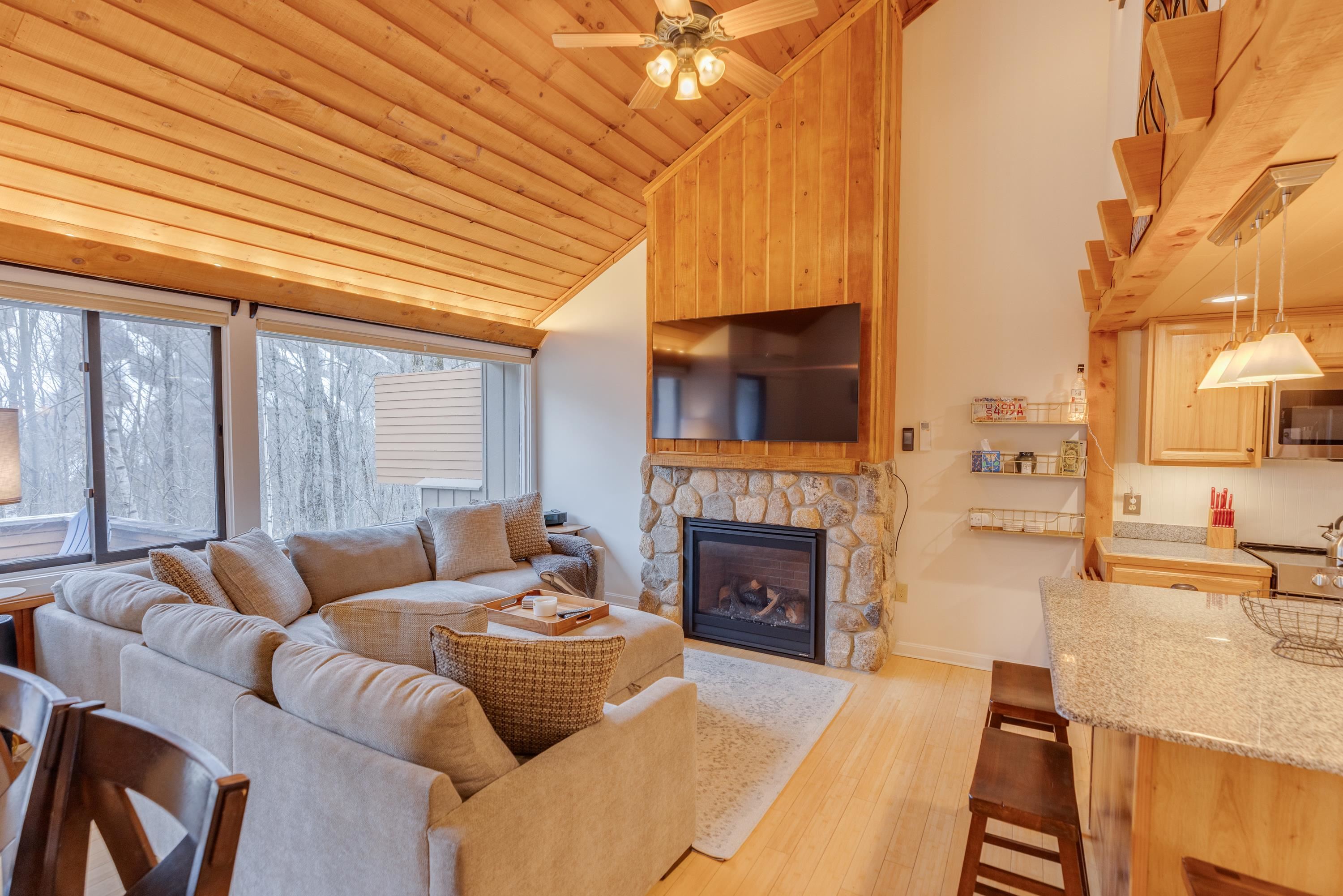 19 Big Coolidge Road, Unit 3 Lincoln, NH 03251 - Photo 1 of 45 Gallery Image 1