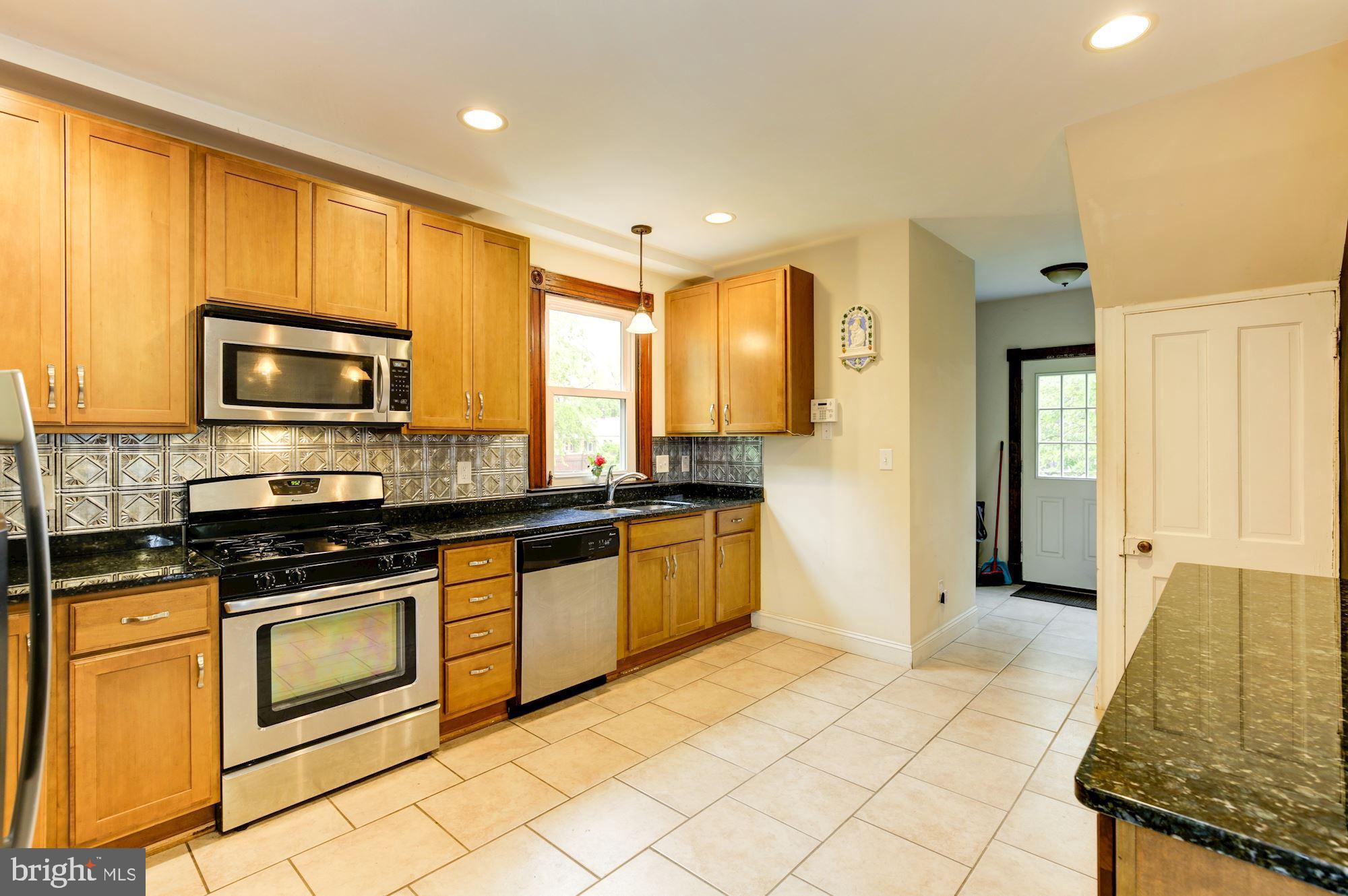 6304 Old Harford Road Baltimore, MD 21214 - Photo 15 of 40 Gallery Image 15