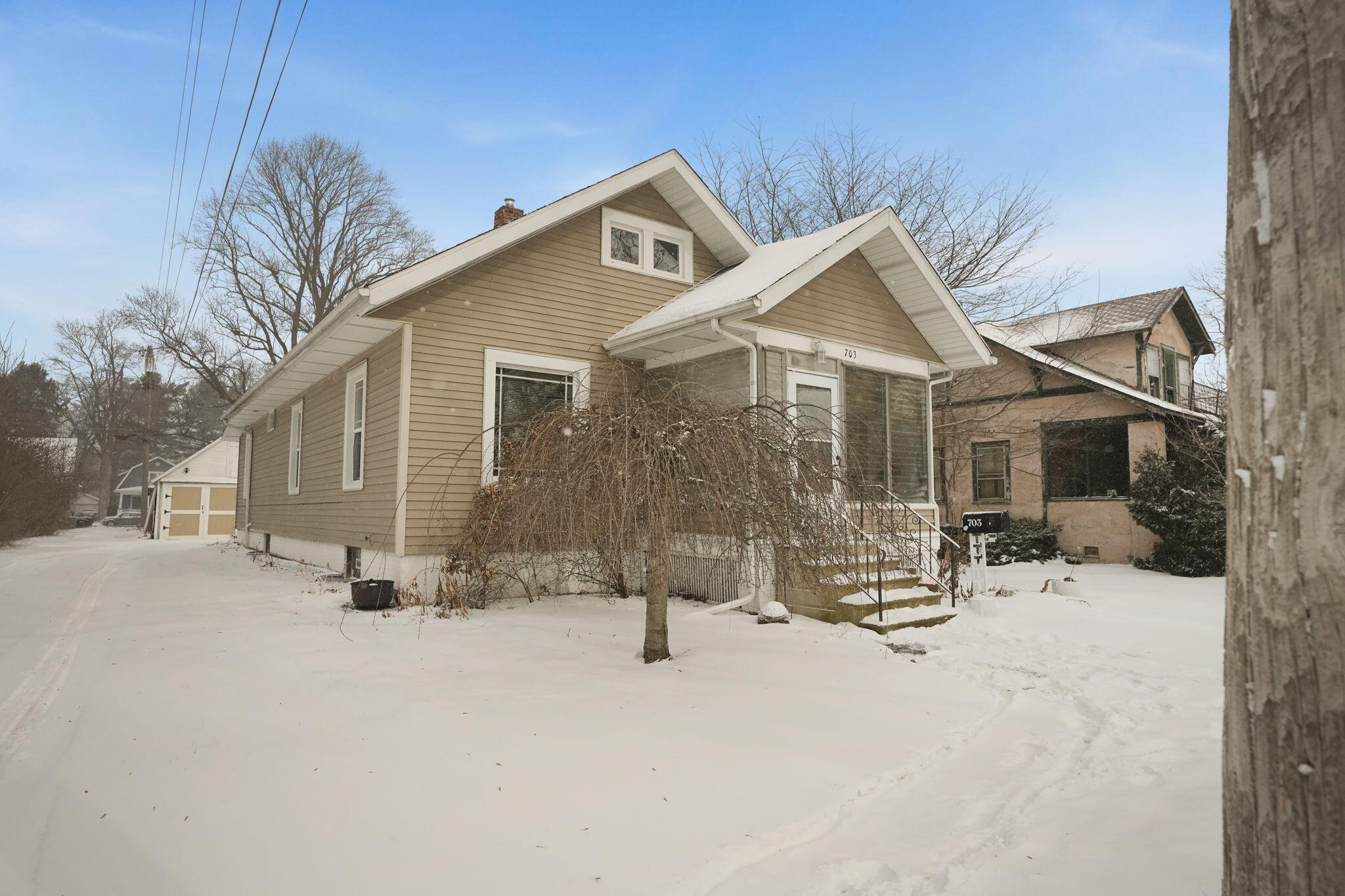 703 Niles Street La Porte, IN 46350 - Photo 18 of 29 2048x1365