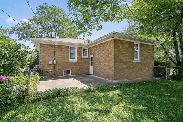 14558 Turner Avenue Midlothian, IL 60445 - Photo 11 of 12