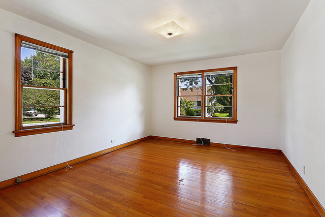 14558 Turner Avenue Midlothian, IL 60445 - Photo 7 of 12