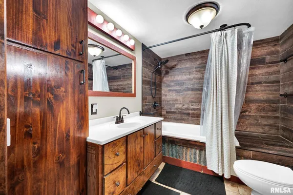 $484,900 | 12628 Towerline Road, Pekin, IL 61554