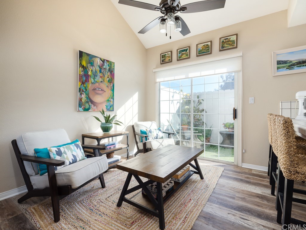 408 Richmond Street, Unit 10 El Segundo, CA 90245 - Photo 7 of 24 a living room with furniture and a window