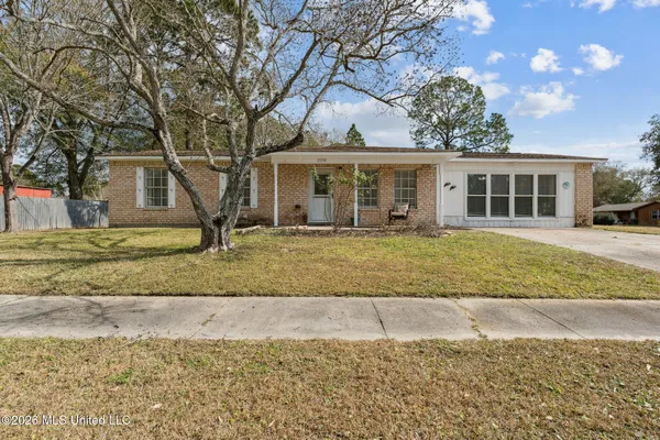 $189,900 | 2218 Calle De Arena Street, Gautier, MS 39553