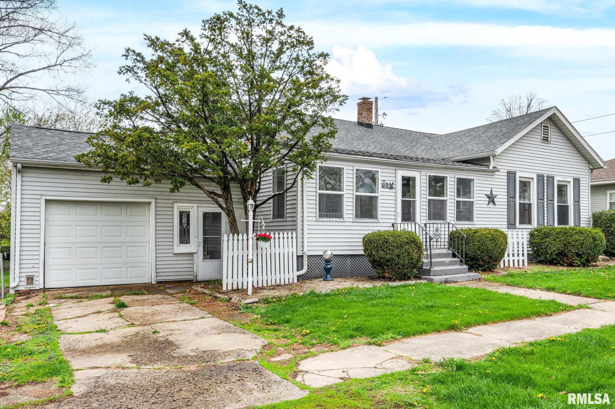 207 North Adams Street Washburn, IL 61570 - Photo 26 of 47
