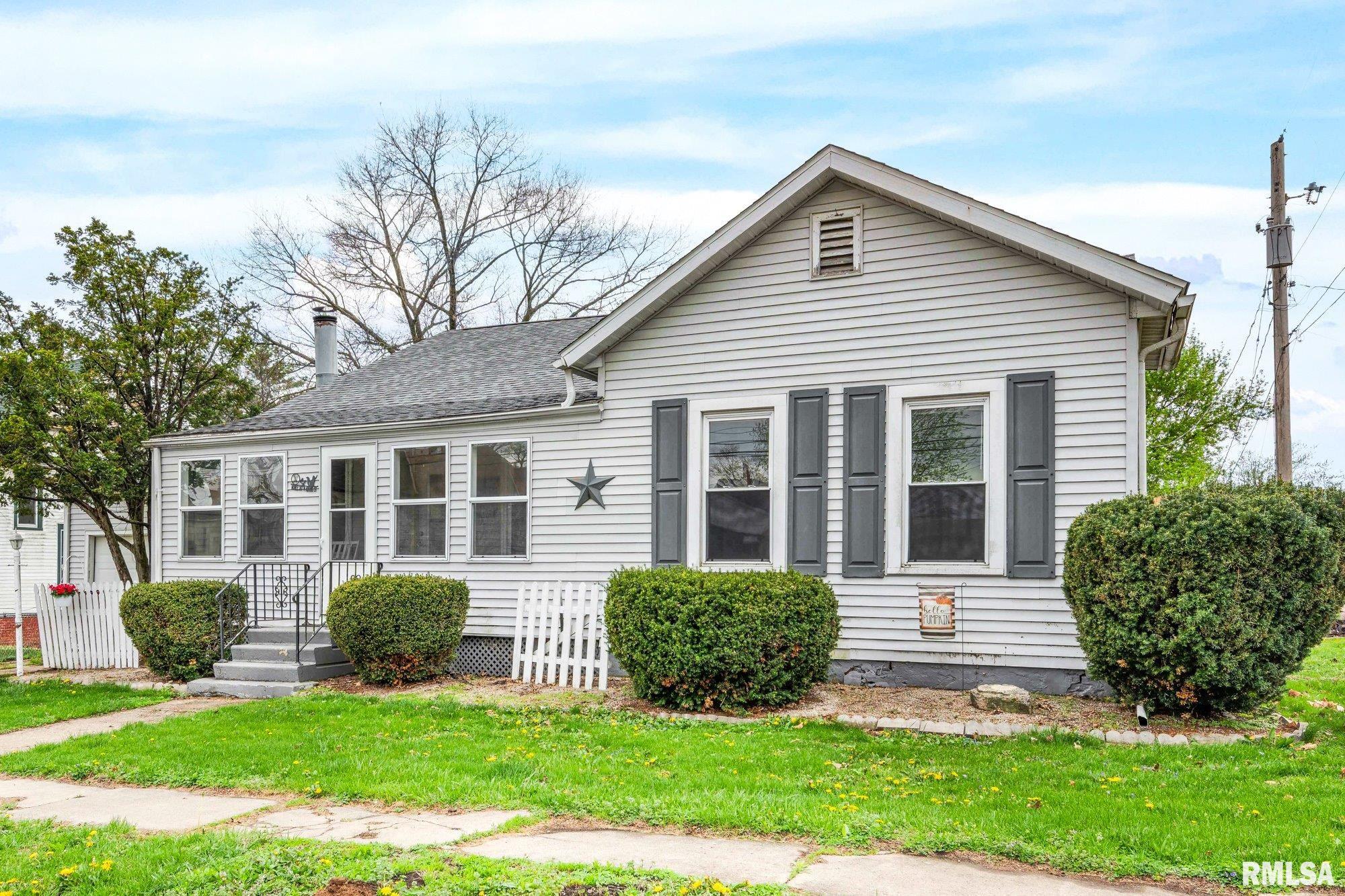207 North Adams Street Washburn, IL 61570 - Photo 27 of 47