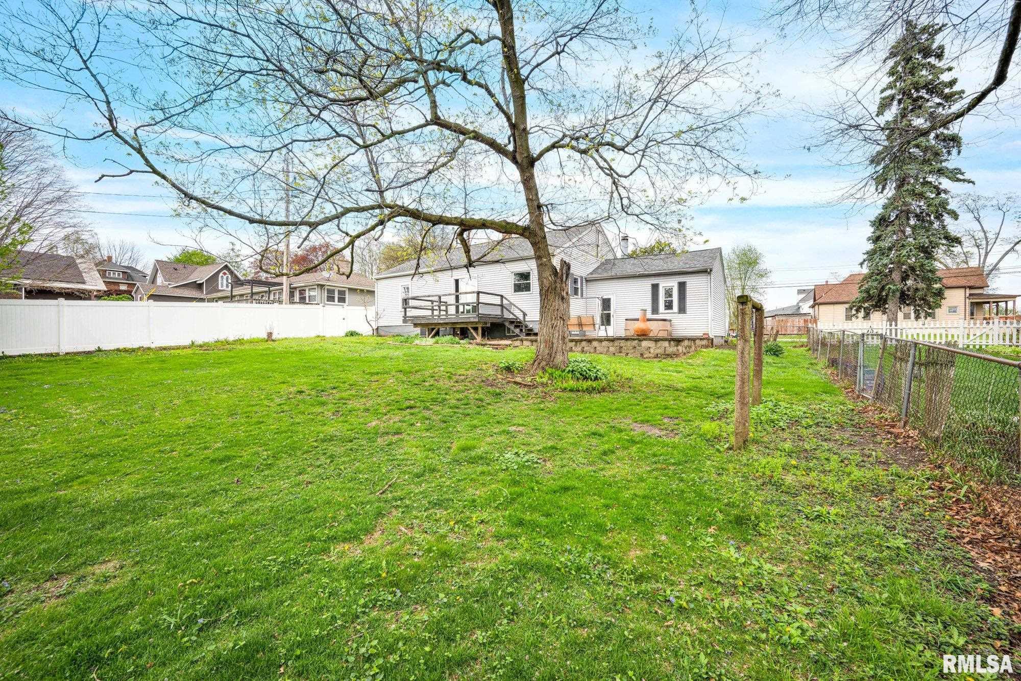 207 North Adams Street Washburn, IL 61570 - Photo 30 of 47