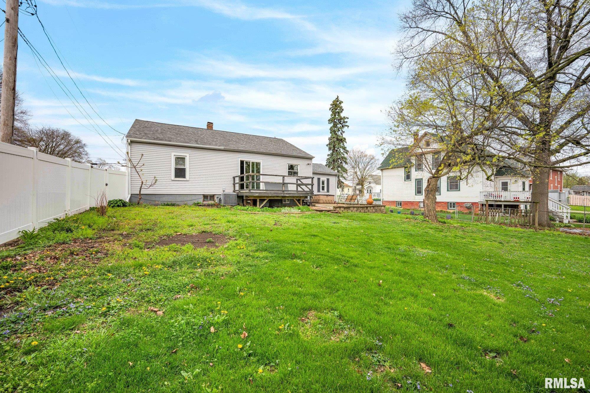 207 North Adams Street Washburn, IL 61570 - Photo 32 of 47