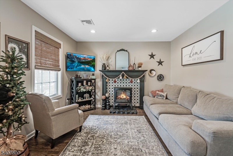 58 Brooklyn Road Stanhope, NJ 07874 - Photo 6 of 25