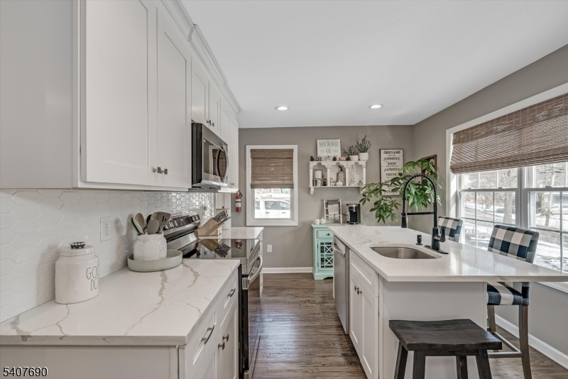 58 Brooklyn Road Stanhope, NJ 07874 - Photo 10 of 25