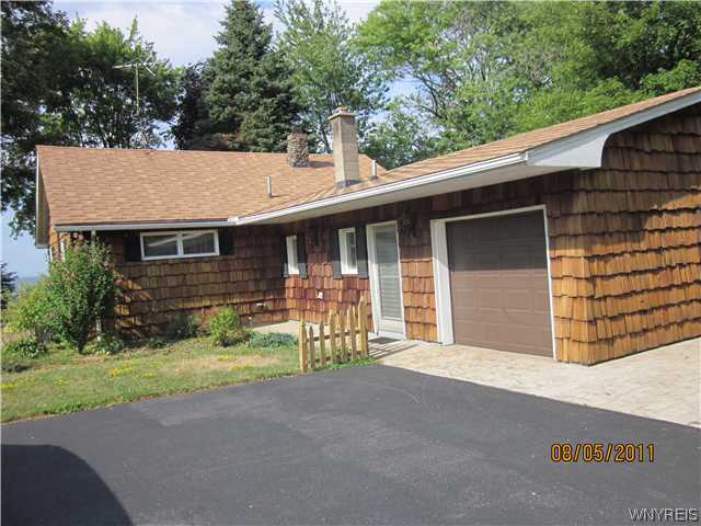 1991 Lake Road Ransomville, NY 14131 - Photo 1 of 1 Exterior Front
