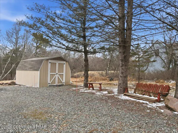 $350,000 | 133 Kiowa Lane, Albrightsville, PA 18210