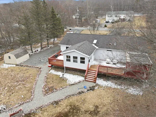 $350,000 | 133 Kiowa Lane, Albrightsville, PA 18210