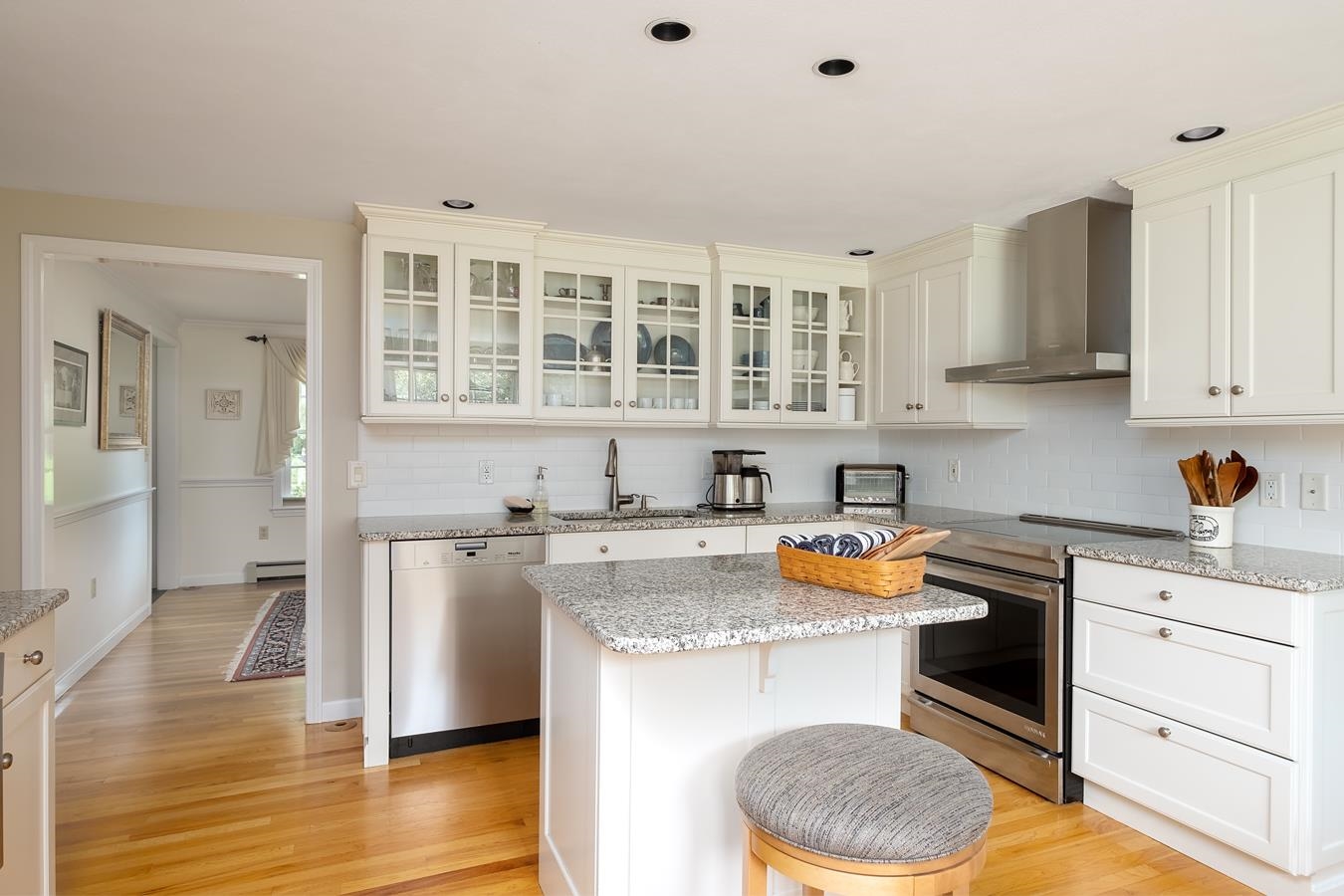 1 Berry Hill Road Stratham, NH 03885 - Photo 8 of 40