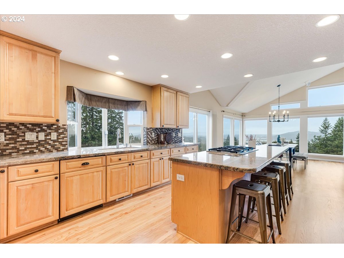 16258 Forsythe Road Oregon City, OR 97045 - Photo 11 of 48