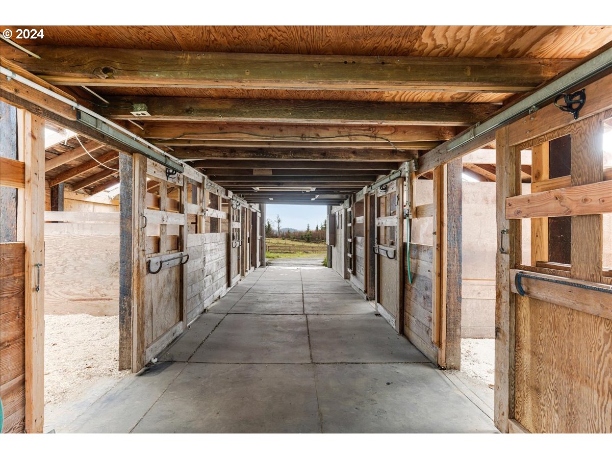 16258 Forsythe Road Oregon City, OR 97045 - Photo 43 of 48