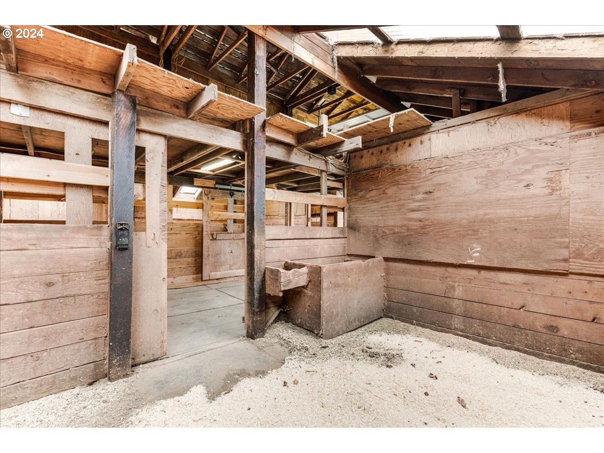 16258 Forsythe Road Oregon City, OR 97045 - Photo 45 of 48