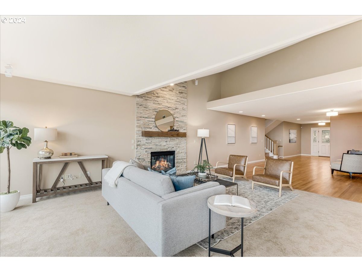 16258 Forsythe Road Oregon City, OR 97045 - Photo 8 of 48