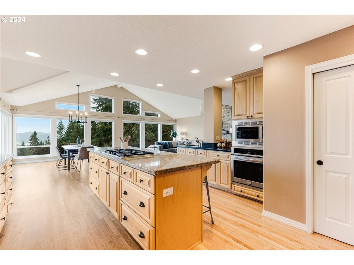 16258 Forsythe Road Oregon City, OR 97045 - Photo 10 of 48