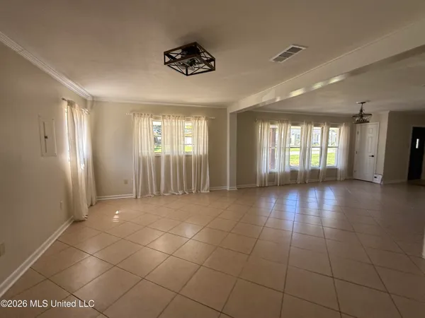 $299,000 | 121 South Island View Avenue, Long Beach, MS 39560