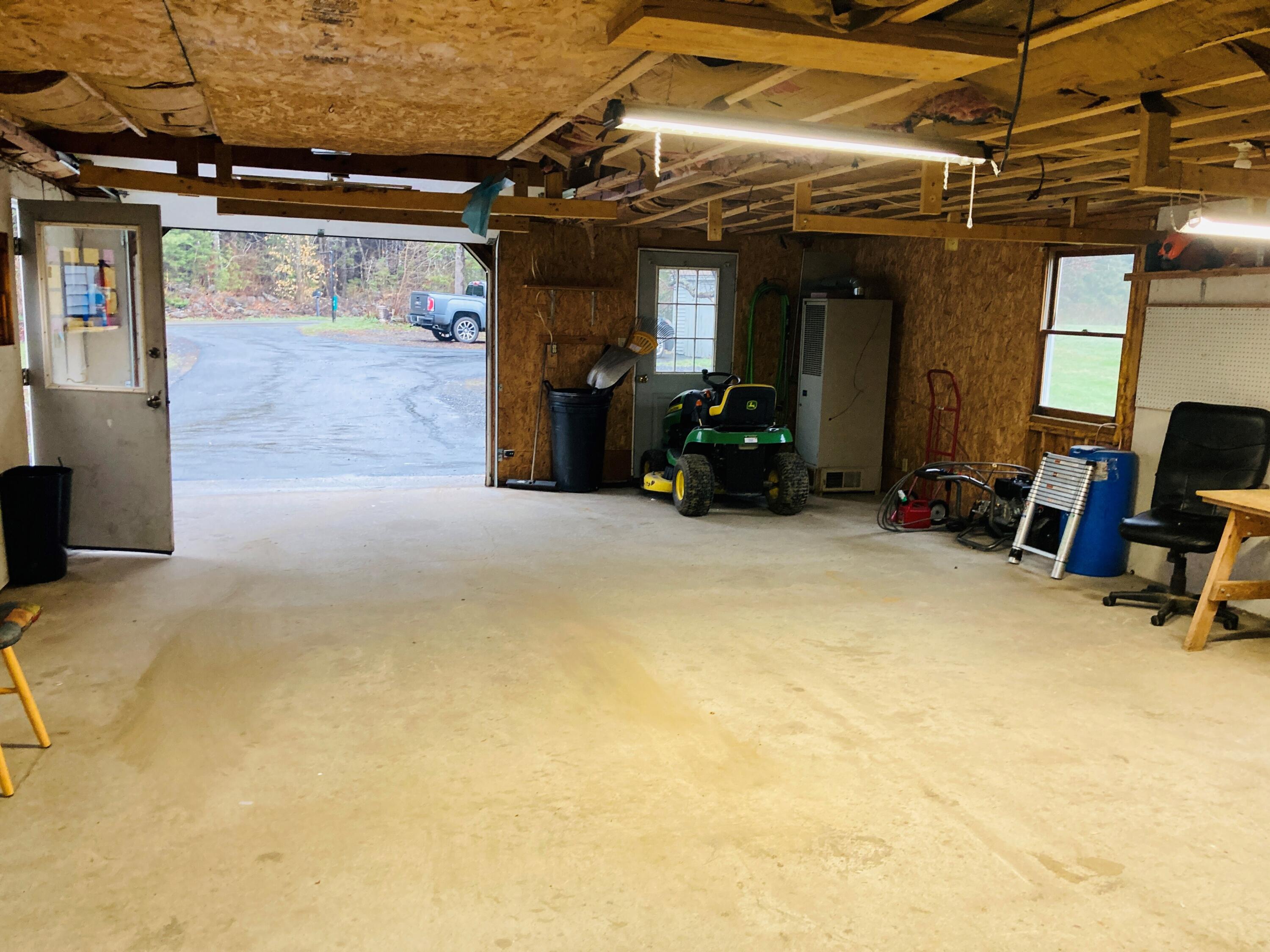 35 Covell Road Fairfield, ME 04937 - Photo 18 of 20 Garage