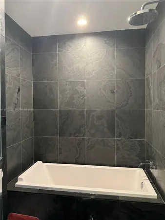 $4,300 | 900 Biscayne Boulevard, Unit 2604, Miami, FL 33132