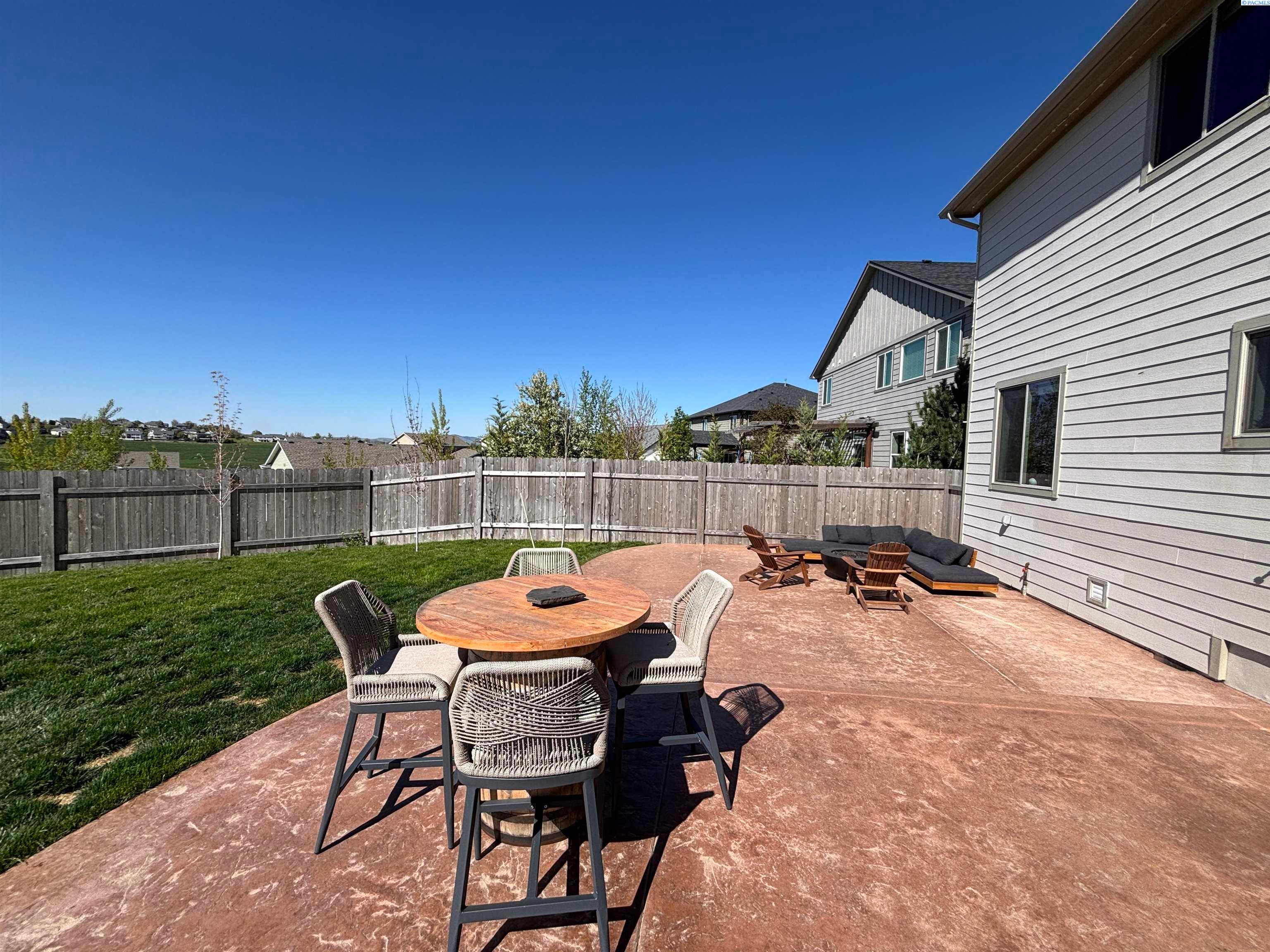 845 Southwest Windy Point Court Pullman, WA 99163 - Photo 27 of 30 Gallery Image 27