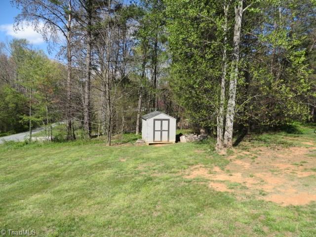 1071 Roy Tuttle Road Pinnacle, NC 27043 - Photo 12 of 13