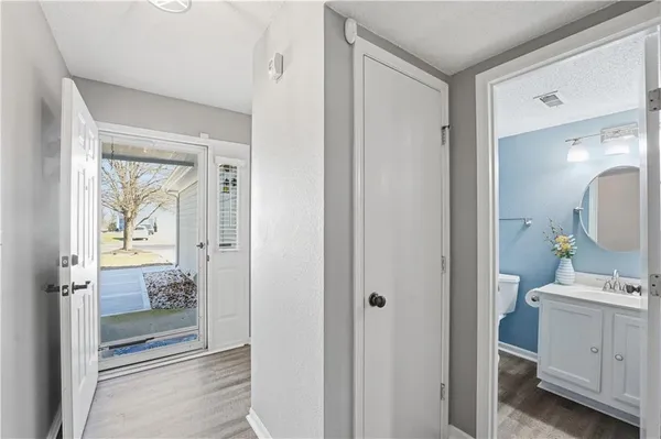 $225,000 | 5683 Northwest Plantation Lane, Unit 194B, Lee's Summit, MO 64064