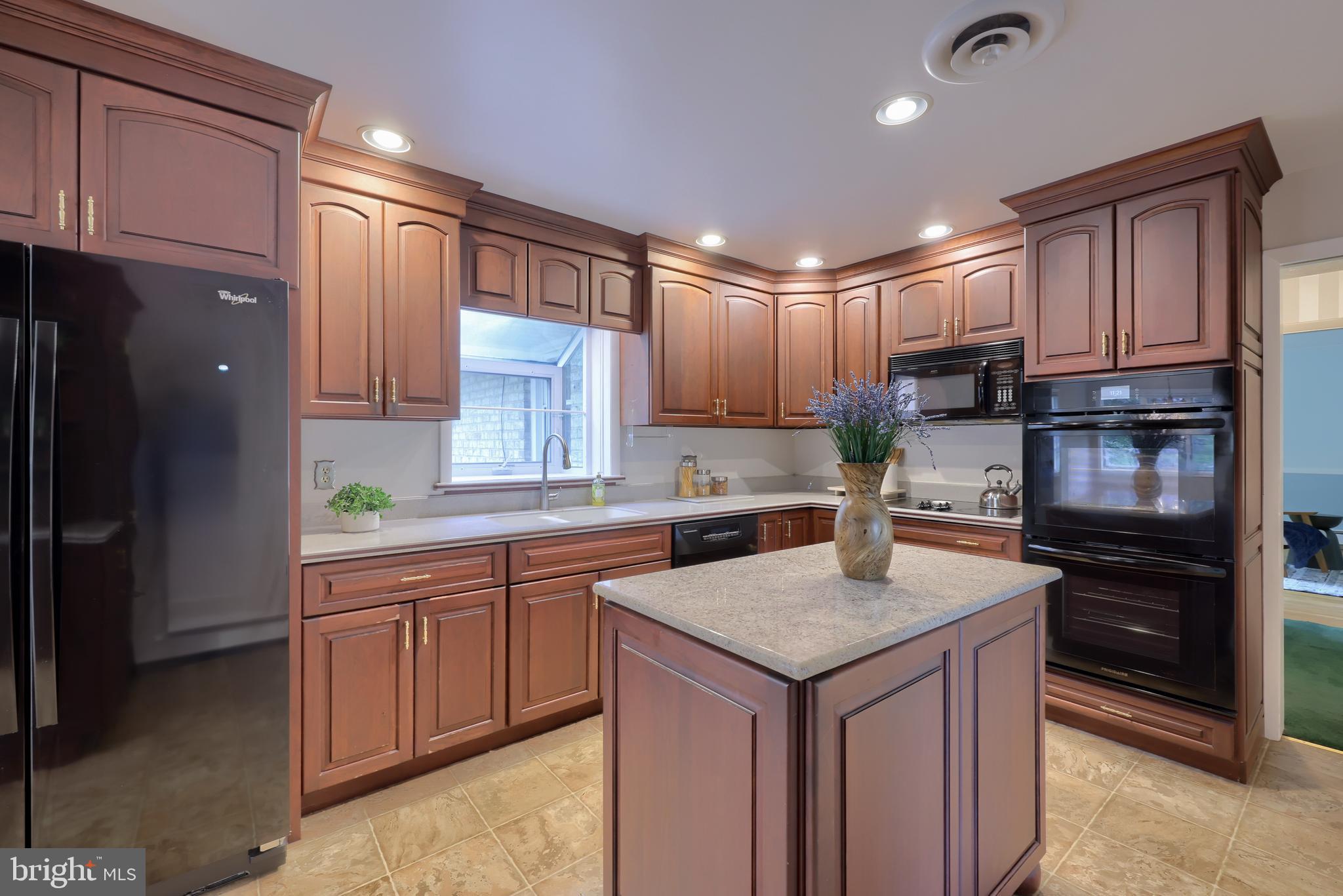 1180 Everett Road York, PA 17403 - Photo 17 of 58 Gallery Image 17