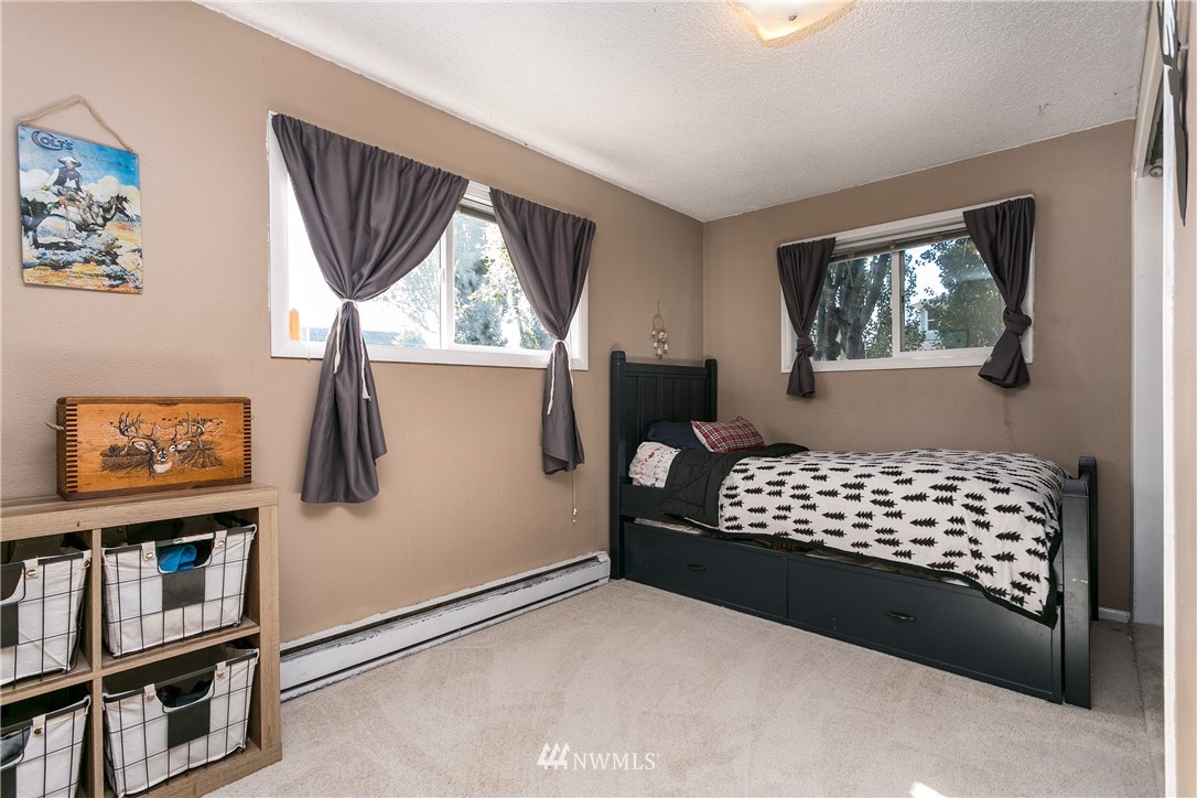 239 East Pole Road Lynden, WA 98264 - Photo 5 of 22