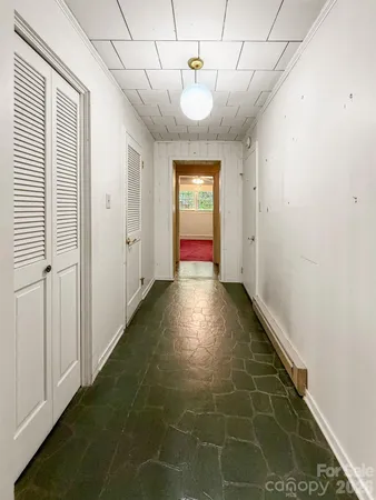 $295,000 | 1401 East Union Street, Morganton, NC 28655