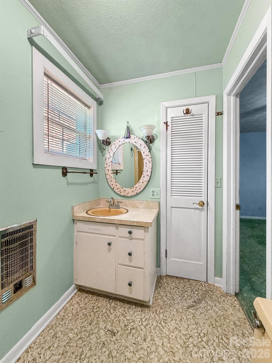 1401 East Union Street Morganton, NC 28655 - Photo 25 of 40 a view of cabinets and wooden floor