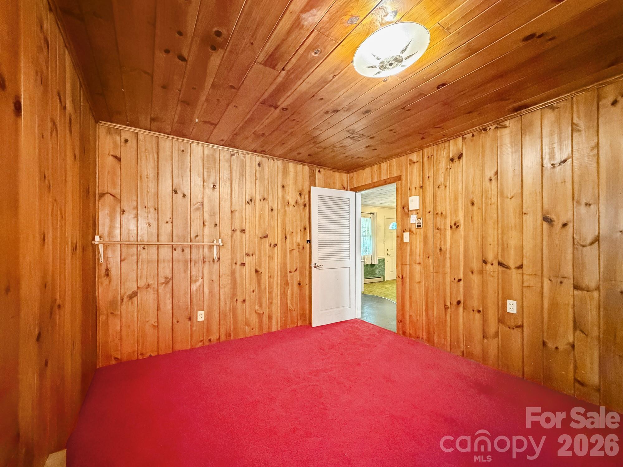 1401 East Union Street Morganton, NC 28655 - Photo 29 of 40 a view of livingroom with painted walls