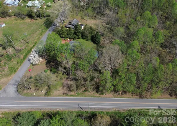 $295,000 | 1401 East Union Street, Morganton, NC 28655