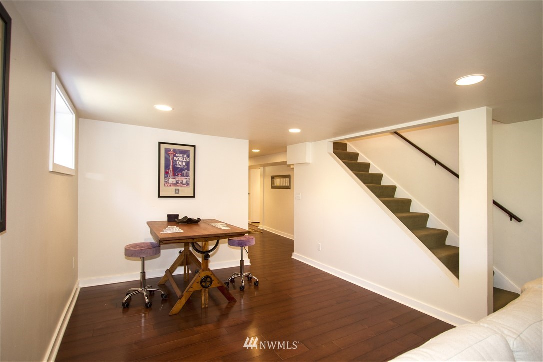 1518 North 40th Street Seattle, WA 98103 - Photo 12 of 25