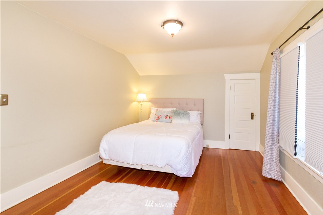 1518 North 40th Street Seattle, WA 98103 - Photo 18 of 25