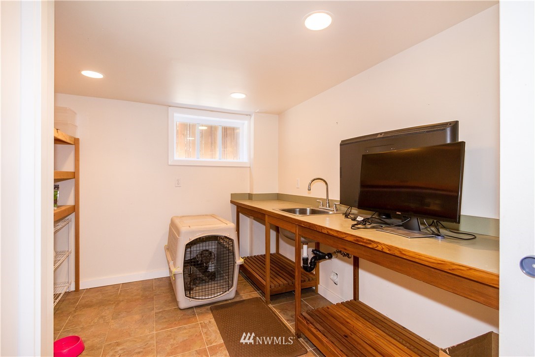 1518 North 40th Street Seattle, WA 98103 - Photo 22 of 25