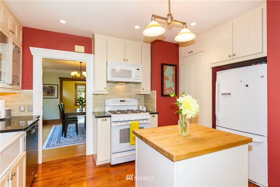 1518 North 40th Street Seattle, WA 98103 - Photo 7 of 25