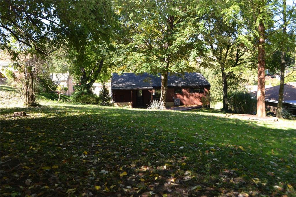 956 Girard Road Whitehall, PA 15227 - Photo 20 of 20 Gallery Image 20