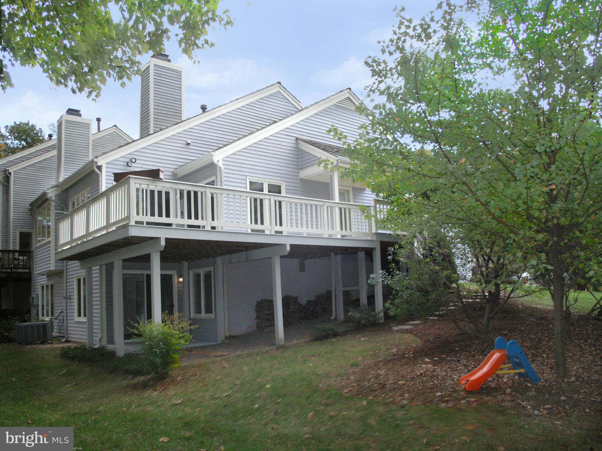1323 Wedgewood Manor Way Reston, VA 20194 - Photo 28 of 30 Exterior (Rear)