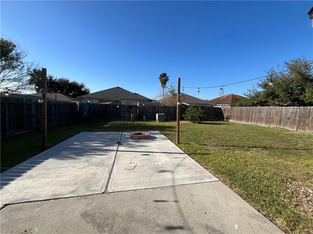 a house view with garden space