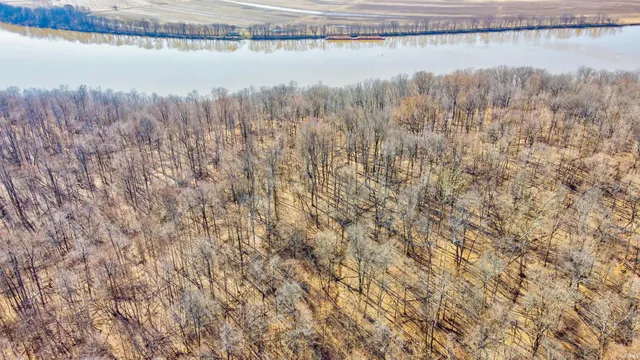 $153,000 | 7860 In-166, Cannelton, IN 47520