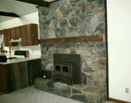 258 Dinnerbell Road Butler, PA 16002 - Photo 3 of 6 Living Room.
