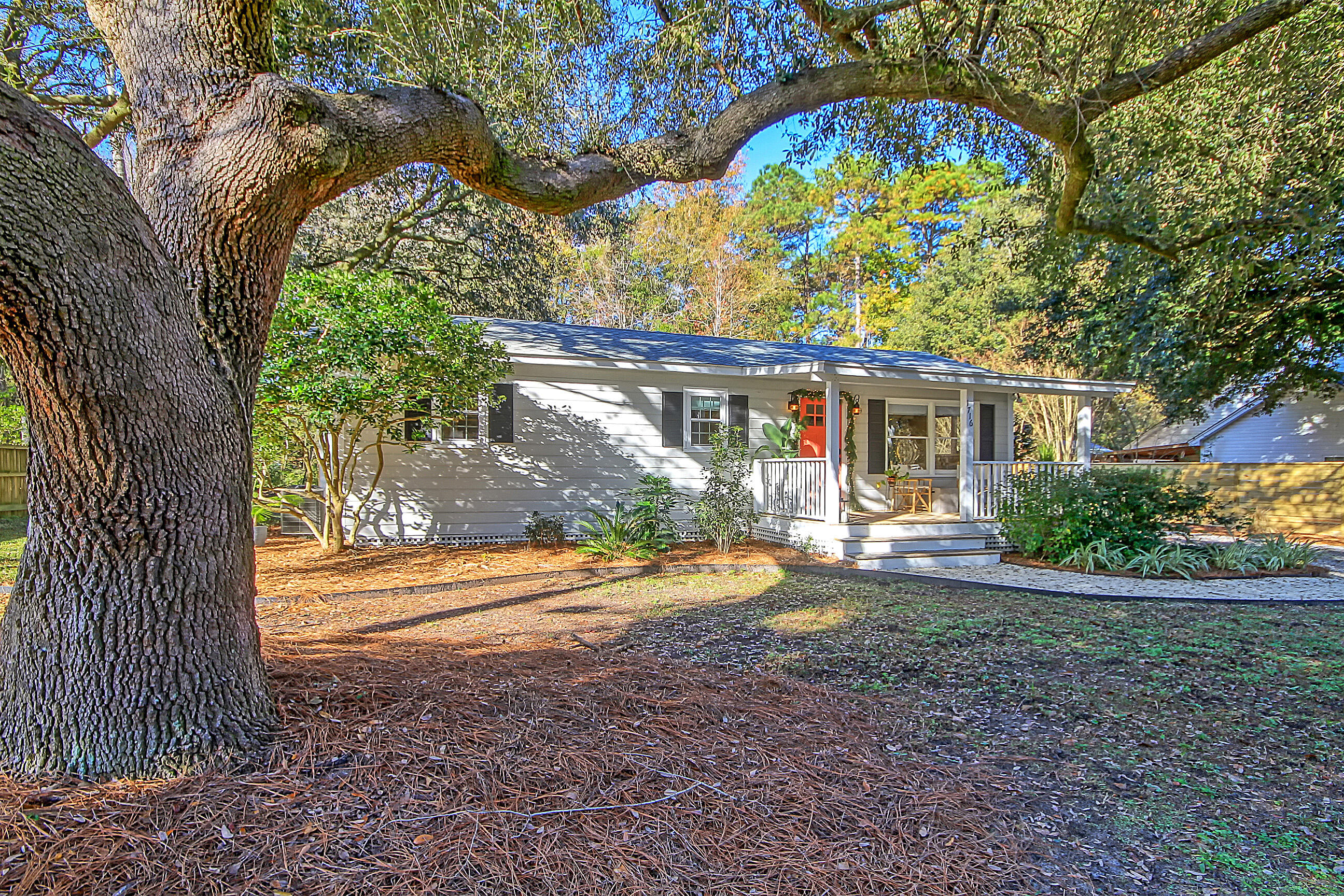 1716 Barracuda Road Johns Island, SC 29455 - Photo 2 of 33 1716 Barracuda Road, 29455