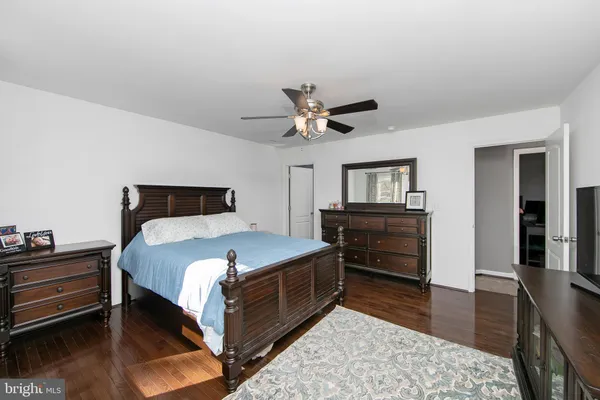 $535,000 | 11 Evergreen Road, Mount Laurel, NJ 08054