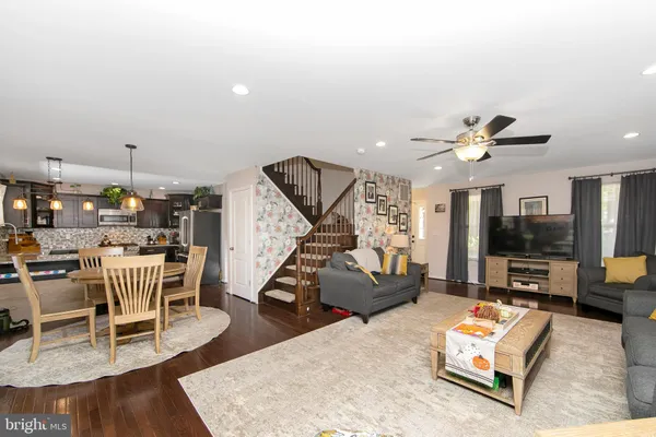 $535,000 | 11 Evergreen Road, Mount Laurel, NJ 08054