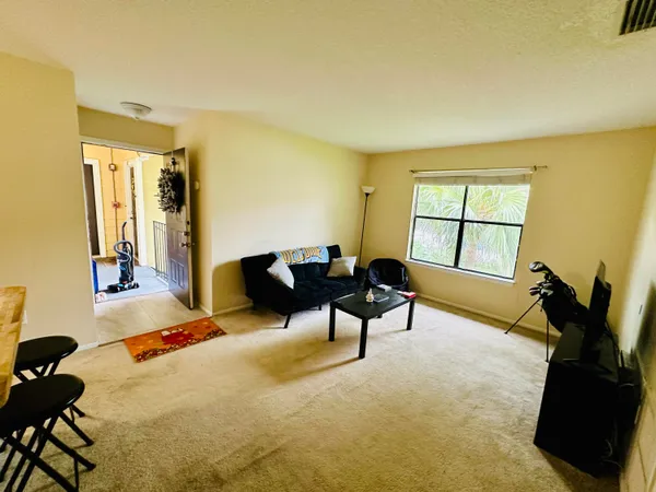 $1,550 | 225 South Tropical Trail, Unit 705, Merritt Island, FL 32952