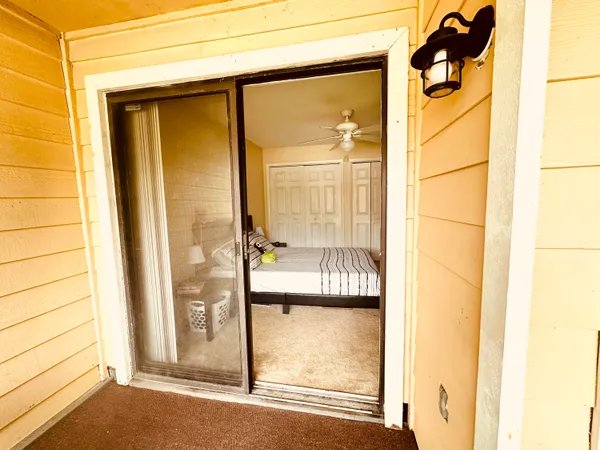$1,550 | 225 South Tropical Trail, Unit 705, Merritt Island, FL 32952