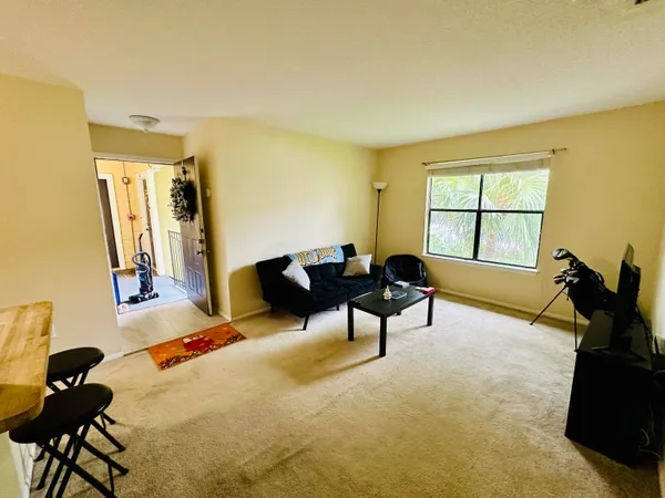 $1,550 | 225 South Tropical Trail, Unit 705, Merritt Island, FL 32952